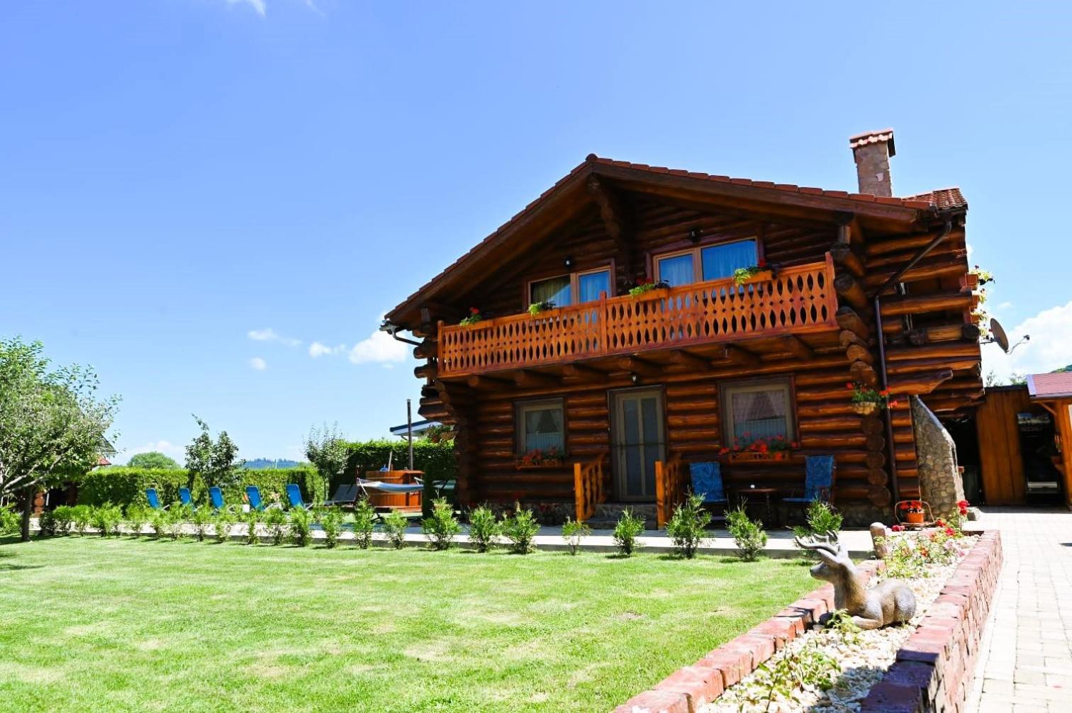 Casa De Lemn Villa Risnov Exterior photo